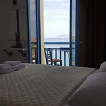 Finiki Villas *