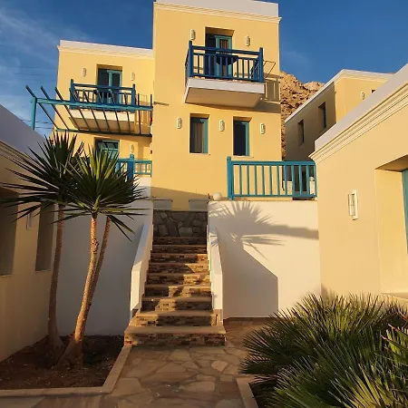 Finiki Villas *