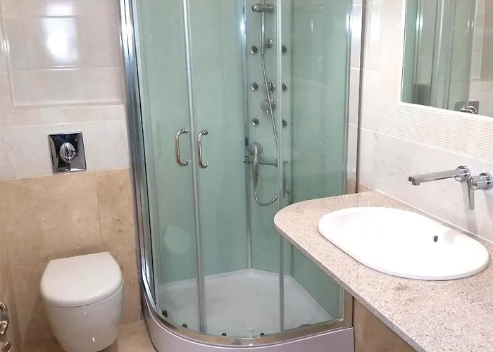 فيلة Finiki Villas *