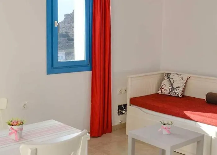 فيلة Finiki Villas